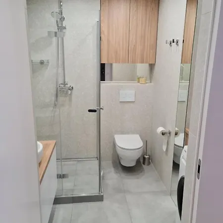 아파트 Pearl Apartments- Twoj Apartament W Centrum